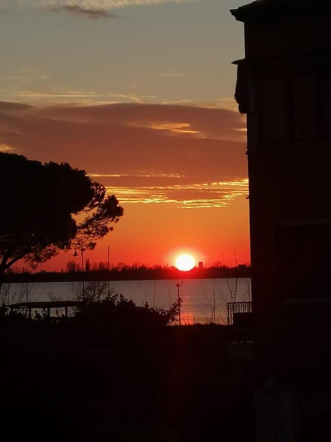 Orizzonte Marino Giallo Angolo Solare Verso La Laguna Кавалліно-Трепорті Екстер'єр фото